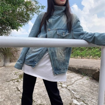 Women's Retro Denim Jacket with Embroidered Logo Loose Fit for Spring/Autumn