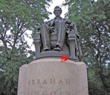 bronze Lincoln Statue