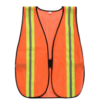 Safety vest closure by elastic