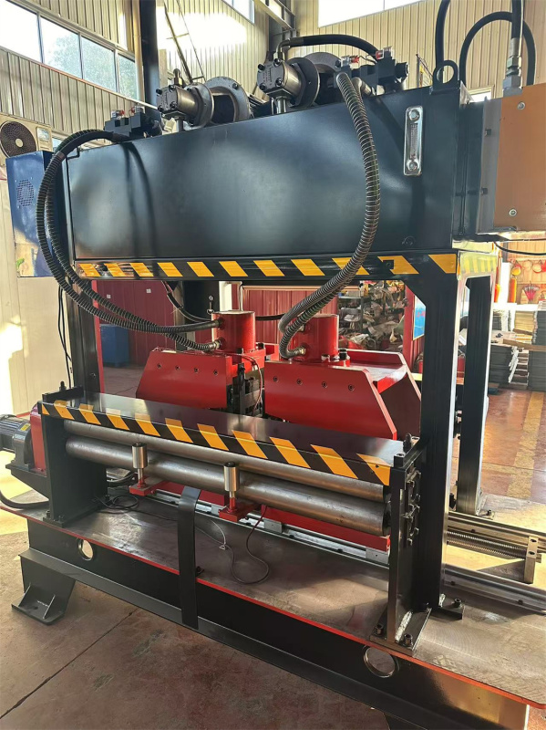 High Precision Punching Machine for Metal Fabrication