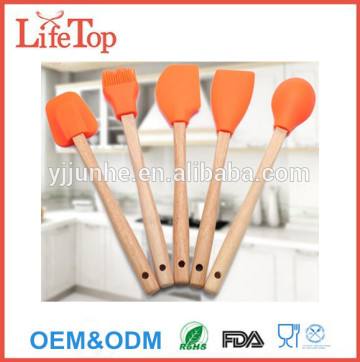 Wood handle Material Silicone Kitchen Cooking Utensil Set