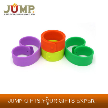 Cheapest slap wristband, hot selling custom pvc slap band