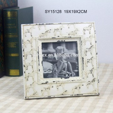 Vintage White Engraved Giraffe Photo Frames 4x4