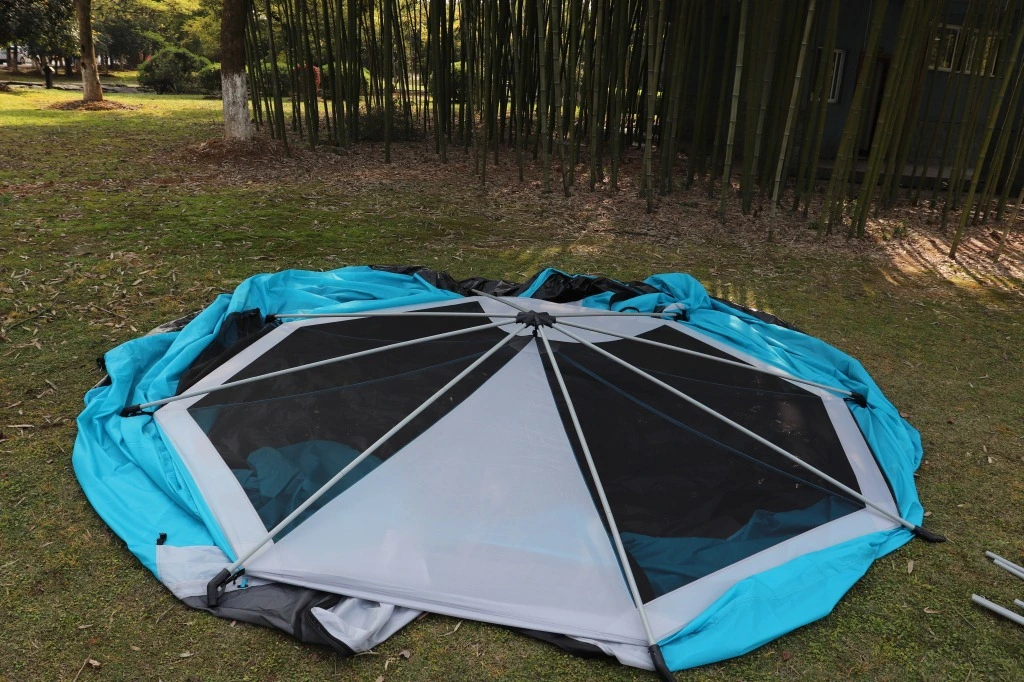Pop up Double Layer Waterproof Outdoor Camping Picnic Family Tent for Sale