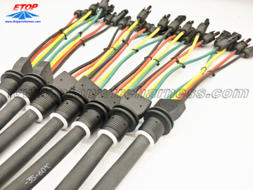 SR overmolding for cable branching