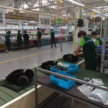 Vacuum Cleaner Assembly Conveyor Line