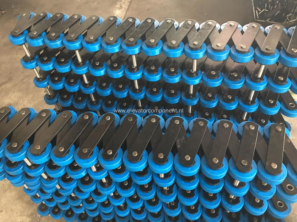 ThyssenKrupp Escalator Step Chain Assembly / Pitch 135mm