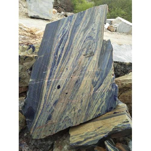 Blok besar sodalite biru