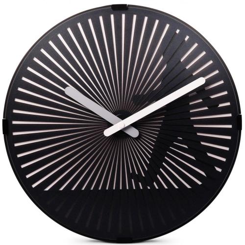 Moving Wall Clock- Wandermann