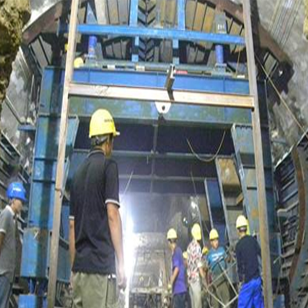 Carrito de forro de túnel de hormigón del metro