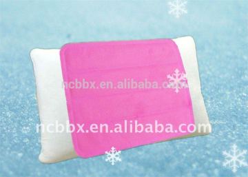 Pink chillow