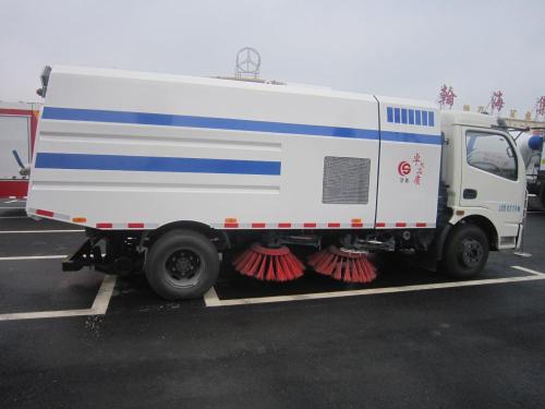 Dongfeng 4x2 Sweeper Truck goedkope prijs