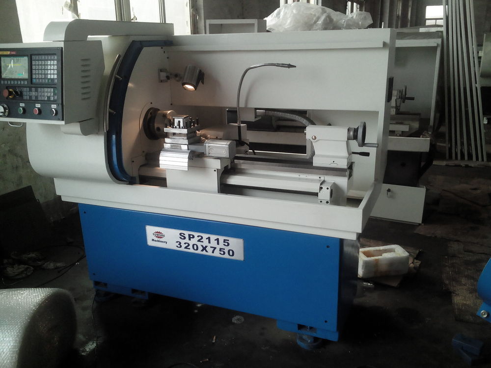 cheap mini casting iron cnc lathe price in China SP2115