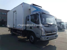 Euro 4 refrigerated truck /frezeer box truck