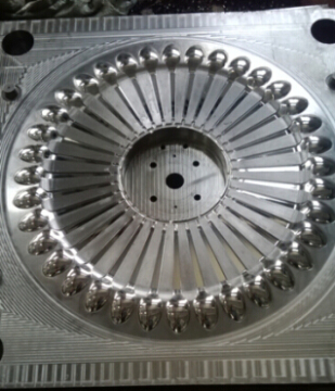 Injection plastic spoon mould