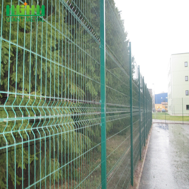 3D Welded Triangle Bending Curved Wire Mesh Fence