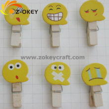 Personalized design QQ expressions silk screening wooden clips