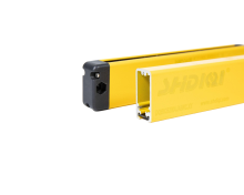 Unilateral retro reflective safety grating