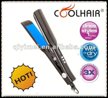 Ceramic flat iron with floating plate