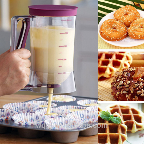 DIY Economy Plastic Pancake & Muffins Batter Dispenser with Measuring Label 4 Cup Capacity