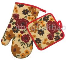PG003 OVEN MITTS & POTHOLDER