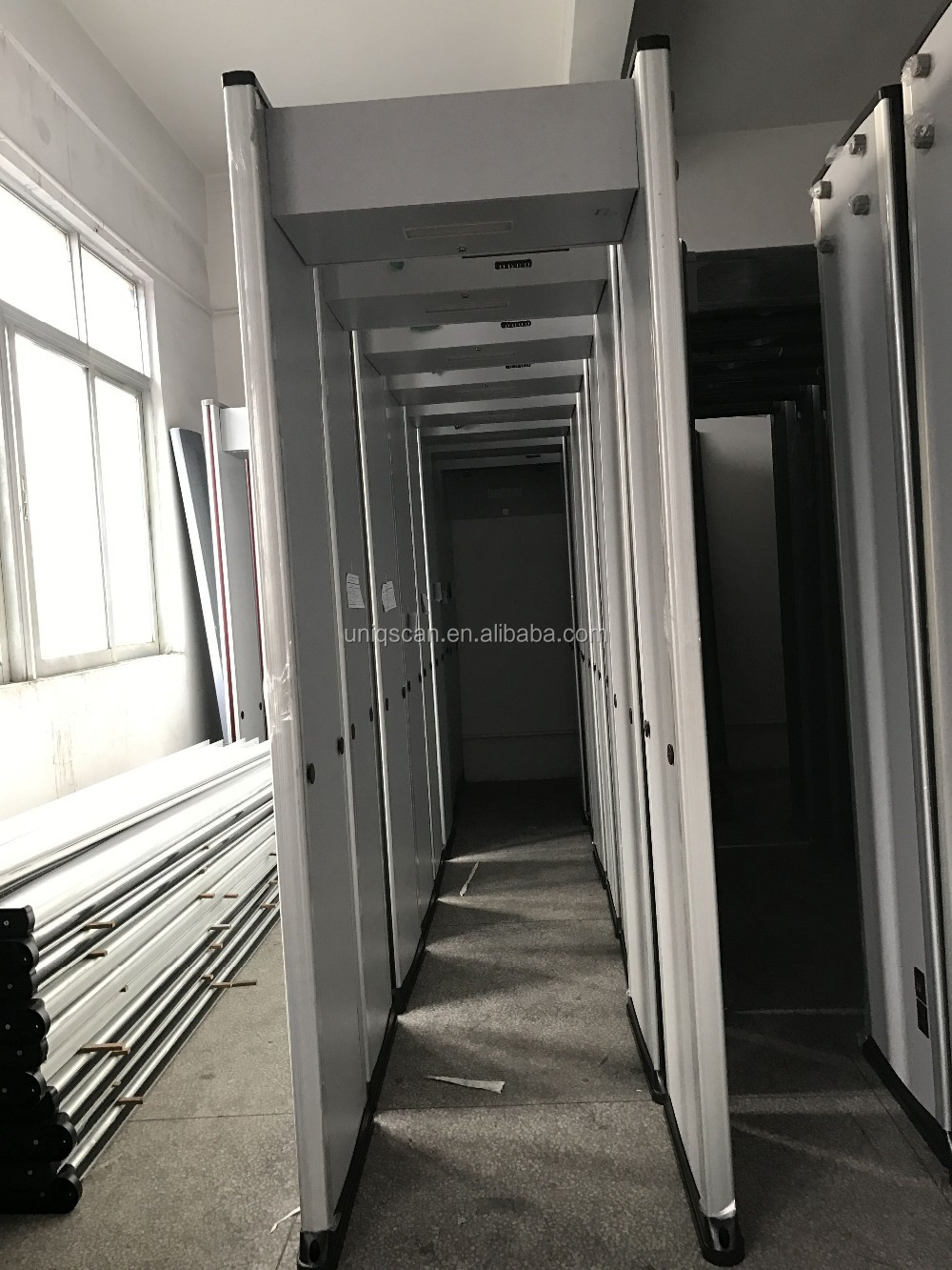 High Sensitivity Security Walk Through Metal Detectors with 6 zones in hotel shipping mall