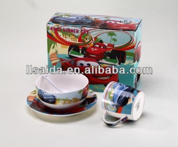 4 pcs ceramic dinner sets in car pictures