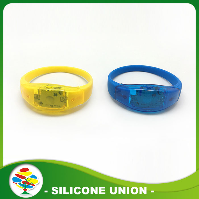 cheap silicone led bracelet