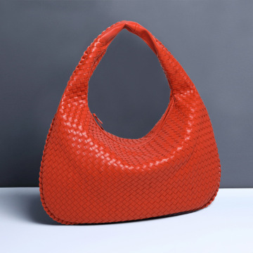 Hand-woven Leather Shoulder Handbags For Women