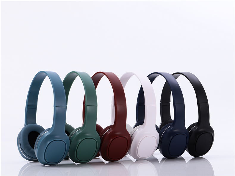 headphone stereo nirkabel dengan slot TF wireless stereo headphone with TF slot