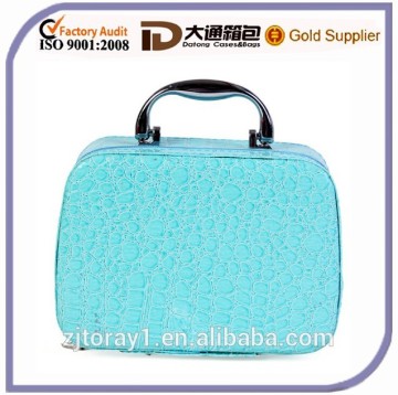 2015 New Design Women Crocodile Leather Cosmetic Case