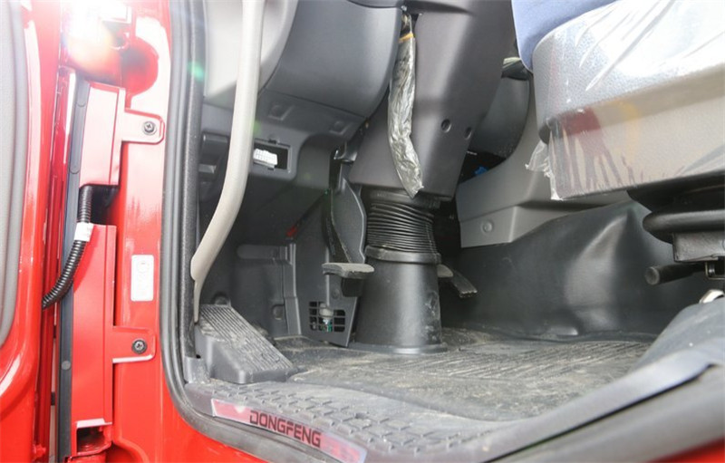 Dongfeng 6X4 Тягач для пиме 10 Dongfeng 6X4 Pime mover 10
