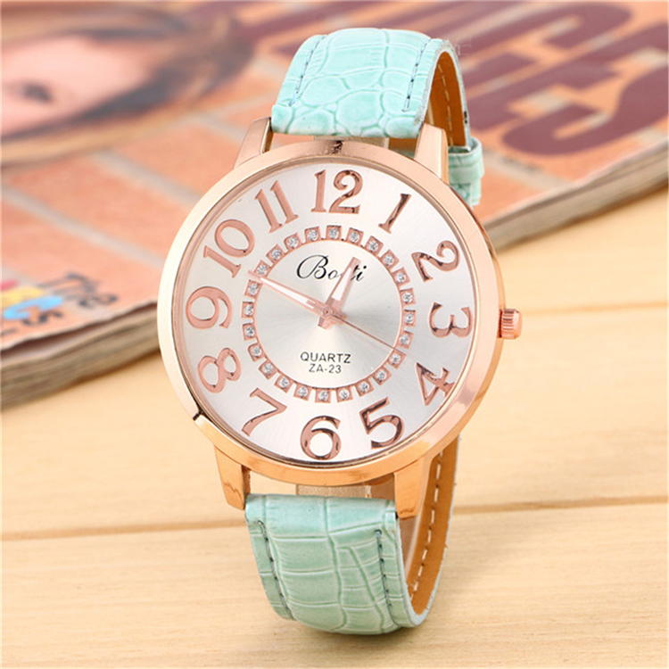 Women Leather Quartz Watches