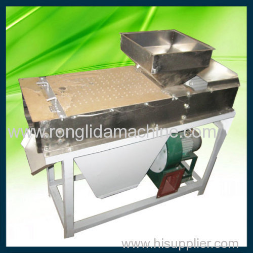 Roasted Groundnut Peeling Machine 