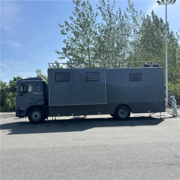 Efficient Mobile Kitchen for Film Crews