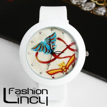 White color Wristwatches colorful butterfly Quartz Watch Fashion Female Watch
