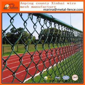 Galvanized Cyclone Wire Mesh/Sports Ground Fence