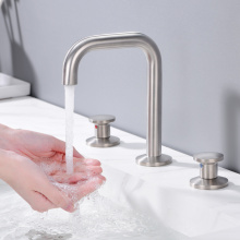 Mẹta iho iho ogiri Basini idẹ faucet