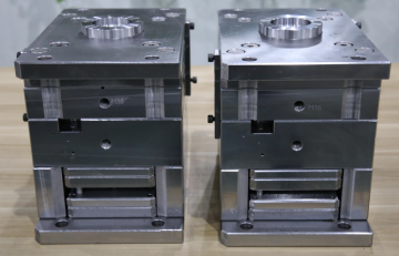 two color plastic injection mold base