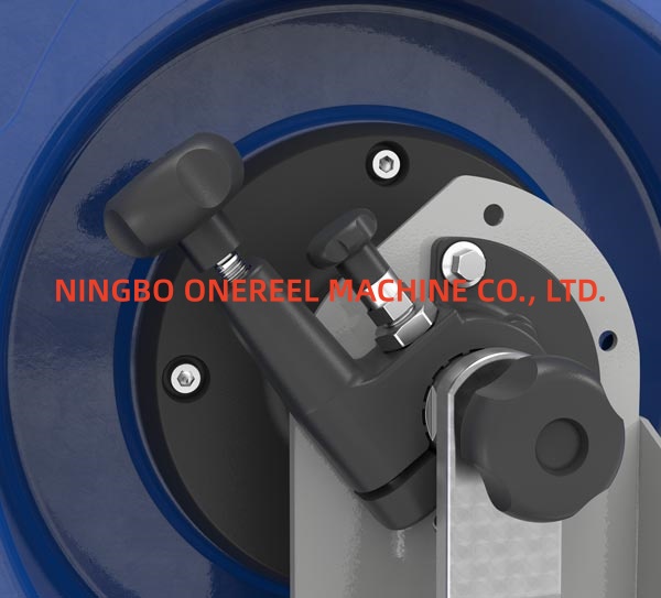 Hand Crank Hose Reels (2) Hand Crank Hose Reels (2)