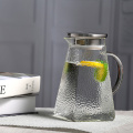 Carafe à eau en verre borosilicaté de haute qualité avec couvercle en silicone