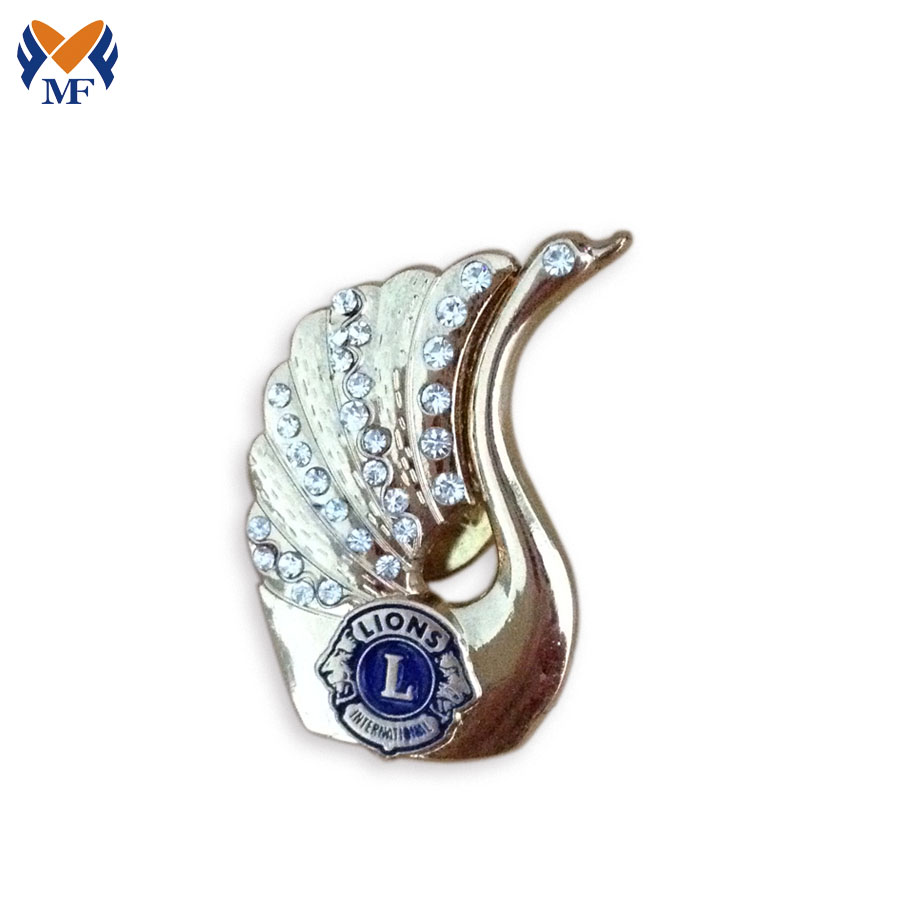 การออกแบบที่กำหนดเองตรา Diamond Decoration Lapel Pin Badge