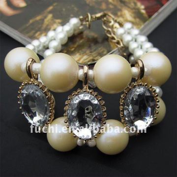 Fashion bracelet pearl charm bracelet