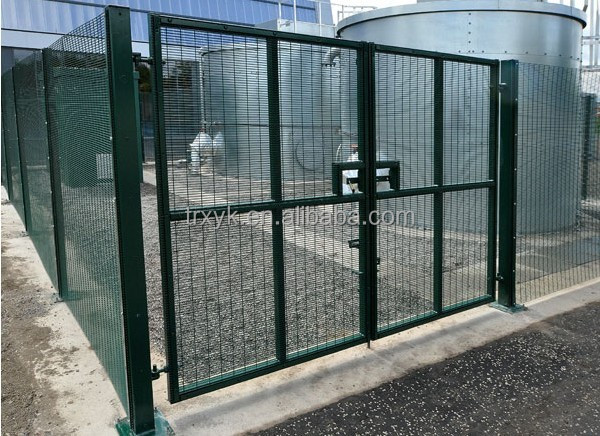 PVC coated wire mesh fence