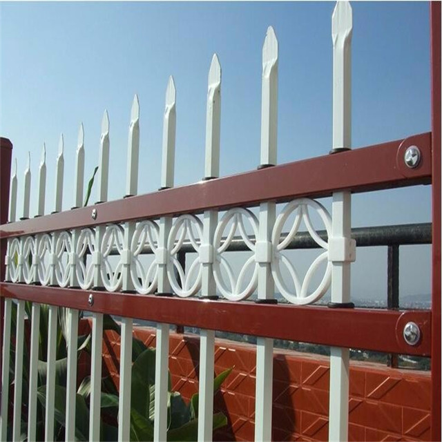 White Steel PVC Coated Picket Iron Fence