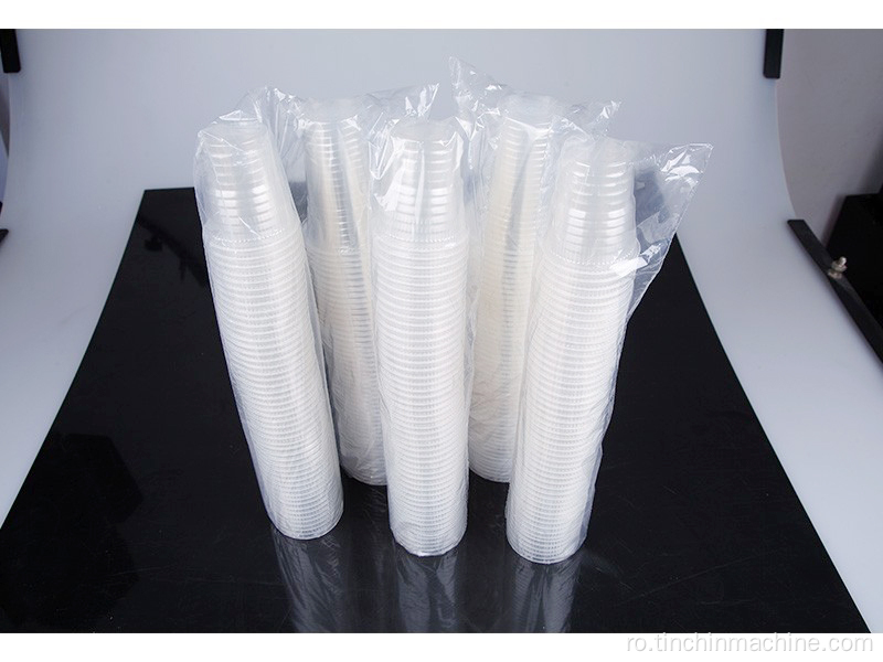 Mașină de ambalare a cupei din plastic cu blat rotativ