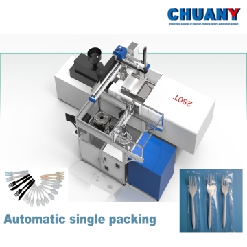 Disposable plastic cutlery knife spoon forks packing machine robot arm automatic vacuum packing machine