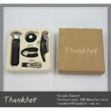Practical wine accessories gift set