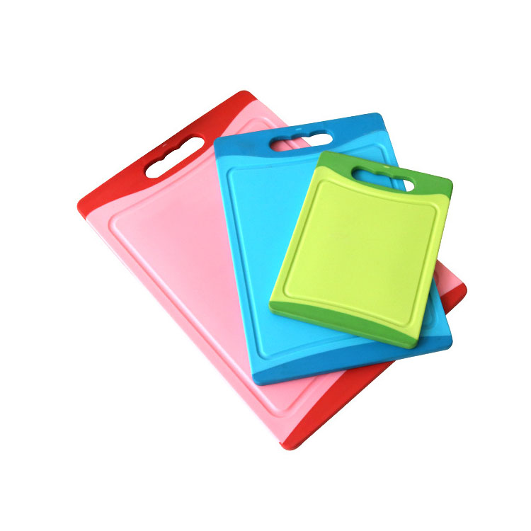 TPR mit PP Schneidebrett TPR with PP cutting board
