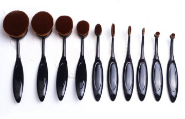 Tooth brush shaped Synthetic soft face makeup brush kit